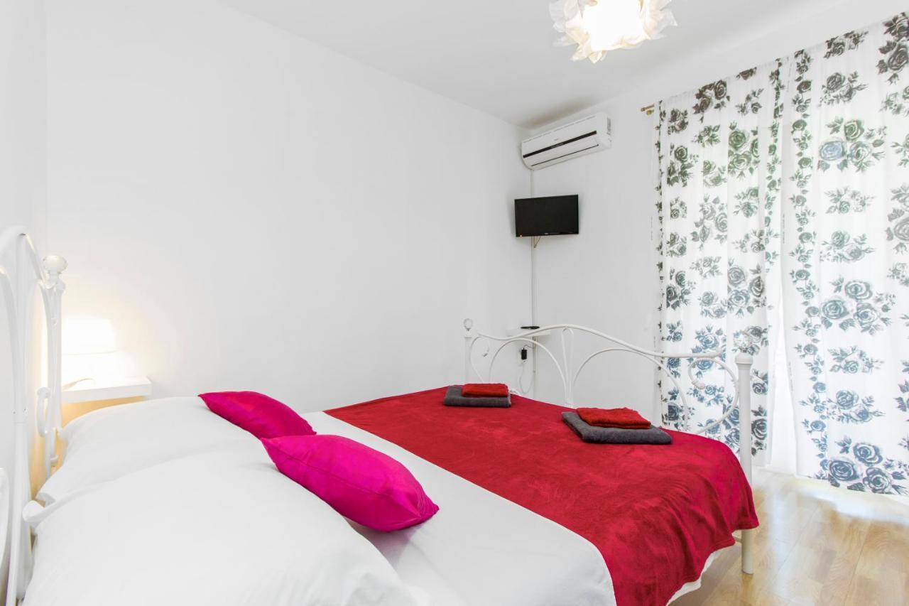 Apartmani Mariva Водице Екстериор снимка