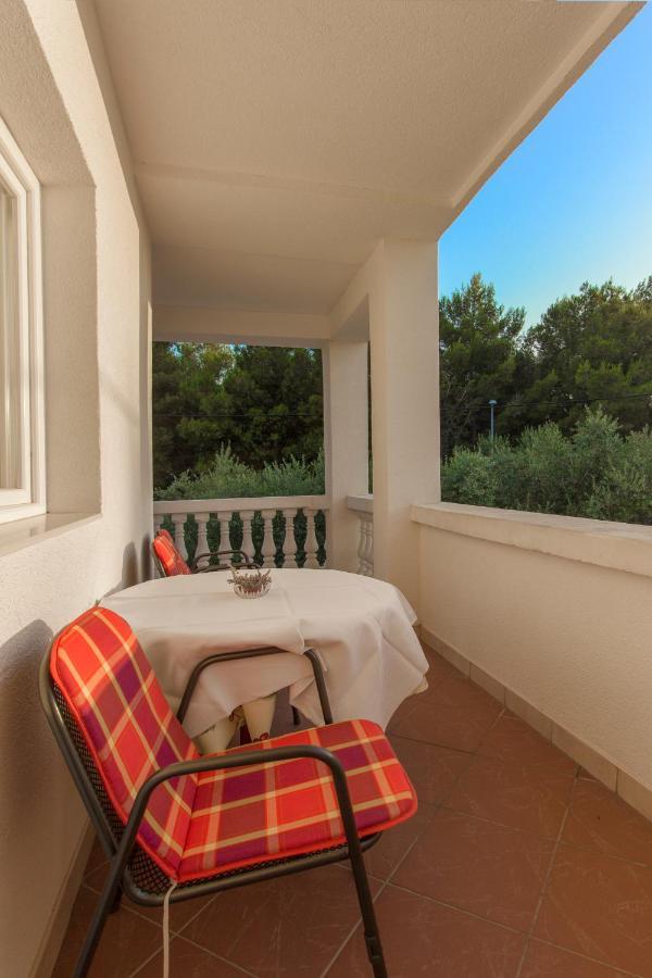Apartmani Mariva Водице Екстериор снимка