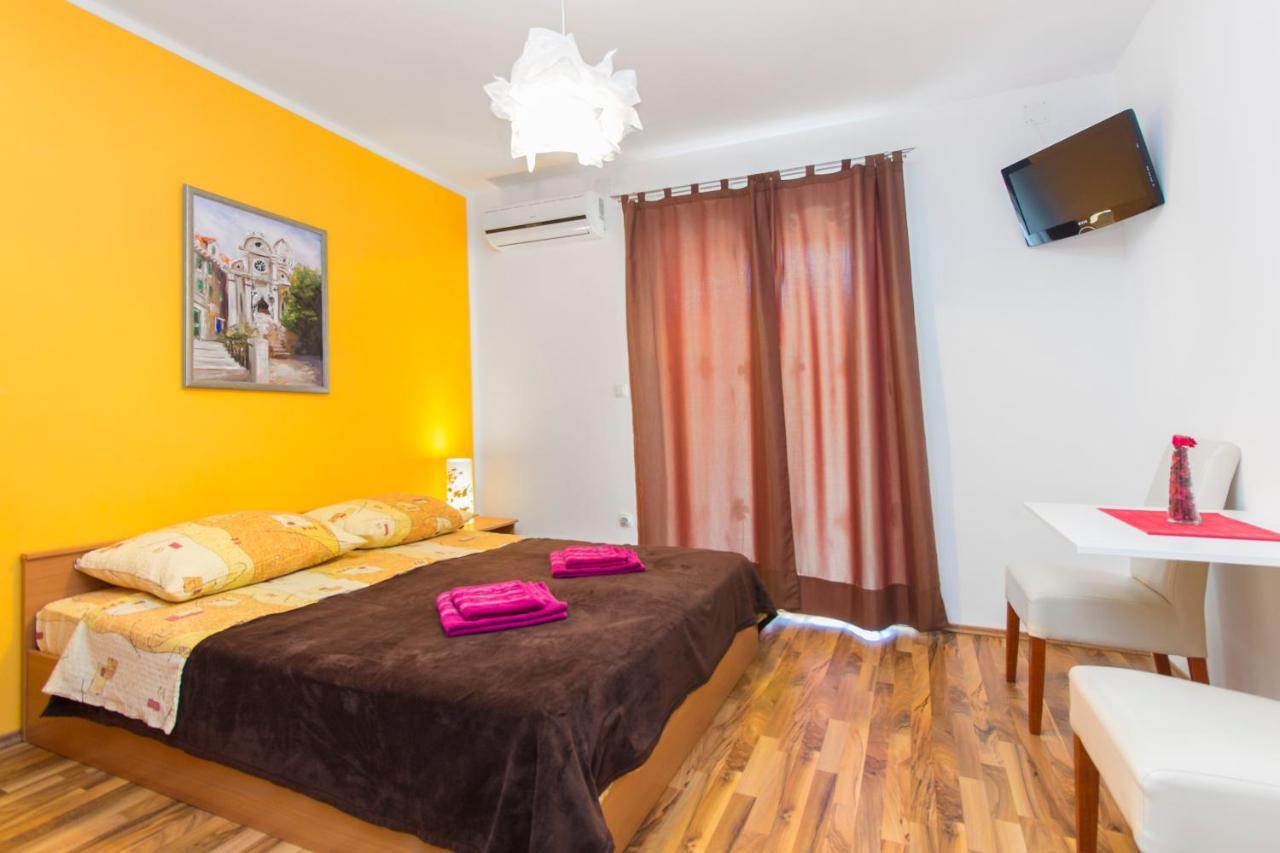 Apartmani Mariva Водице Екстериор снимка
