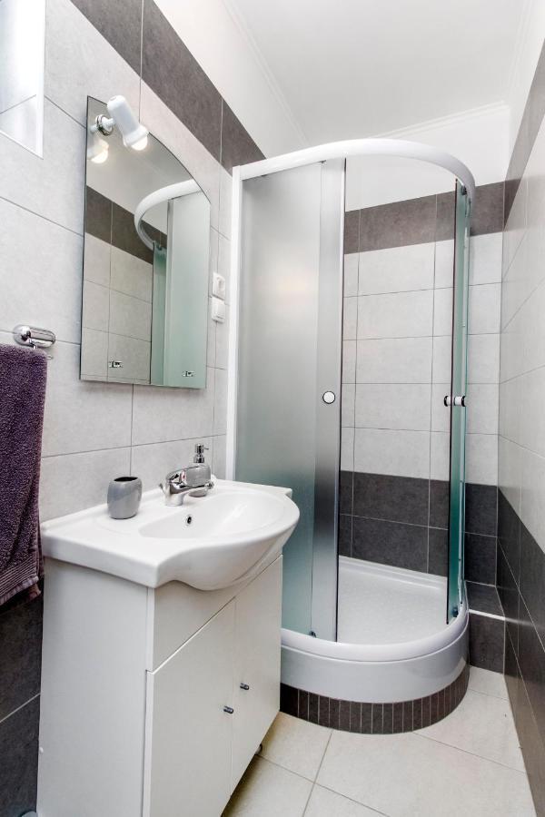 Apartmani Mariva Водице Екстериор снимка