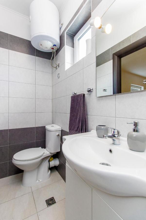Apartmani Mariva Водице Екстериор снимка