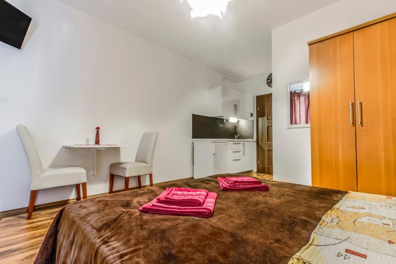 Apartmani Mariva Водице Екстериор снимка