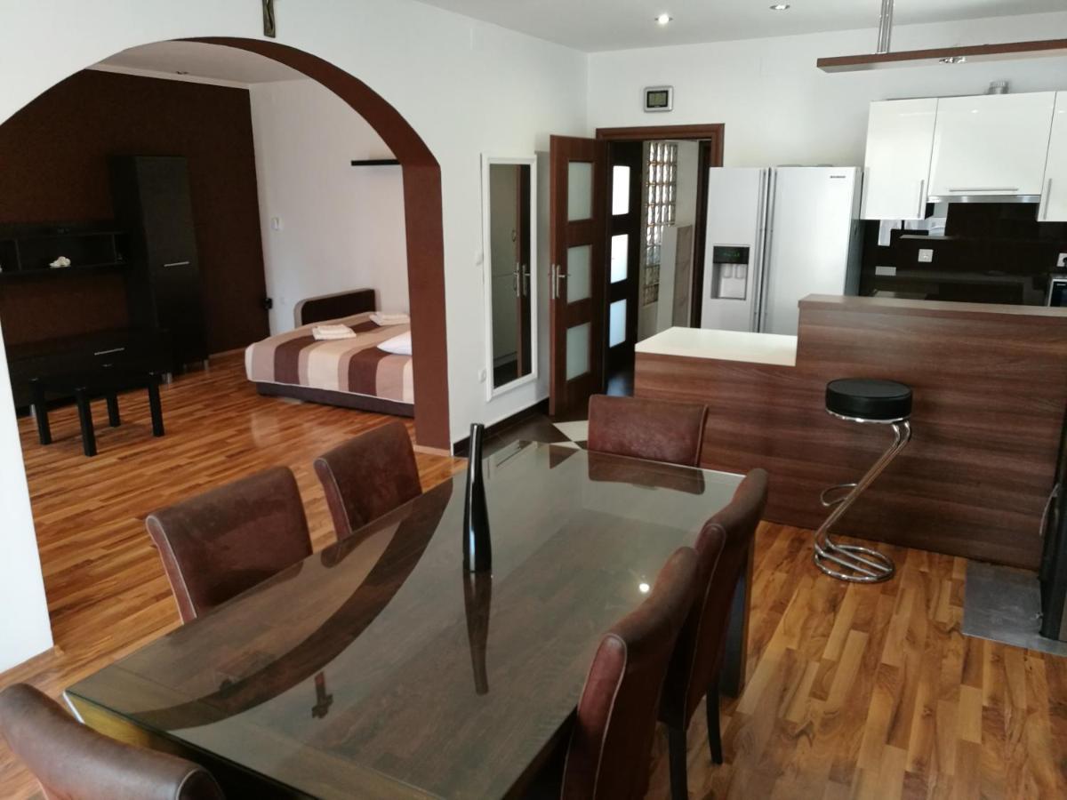 Apartmani Mariva Водице Екстериор снимка