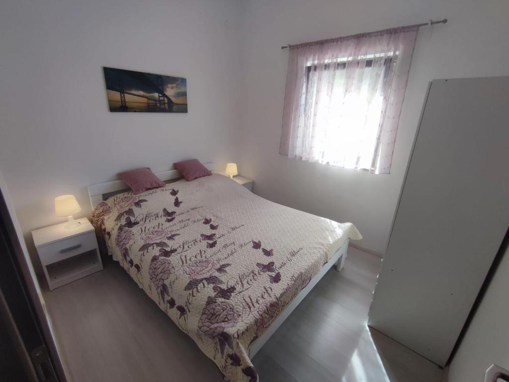 Apartmani Mariva Водице Екстериор снимка